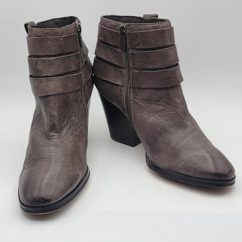 Women's ISOLA Gray Ankle Boots SIZE 9